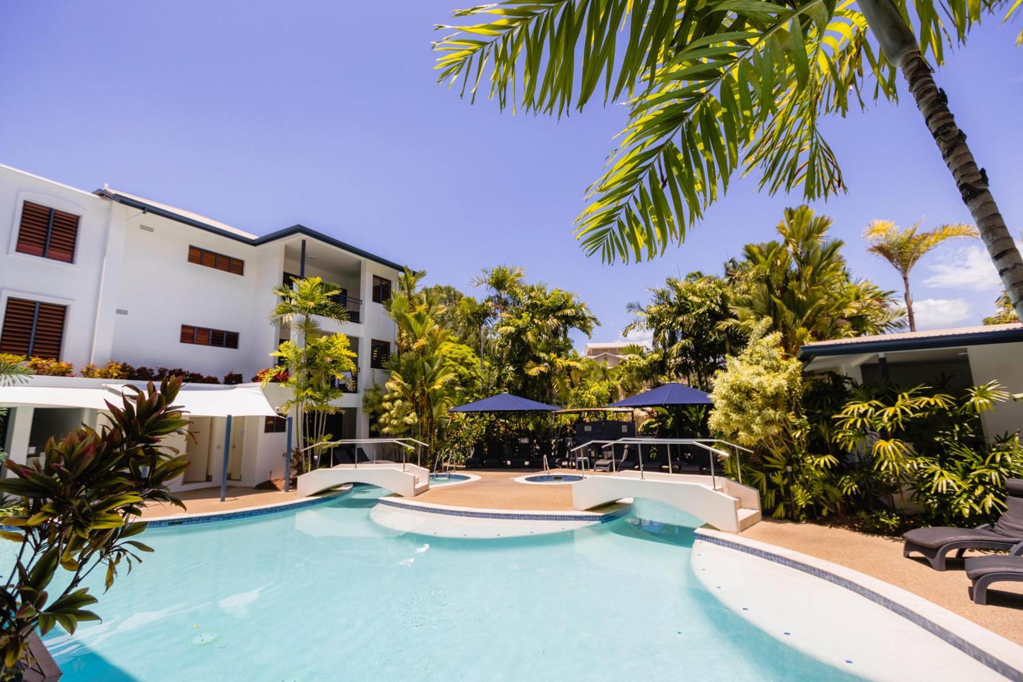 Meridian At Port Douglas - Adults Only Aparthotel Buitenkant foto