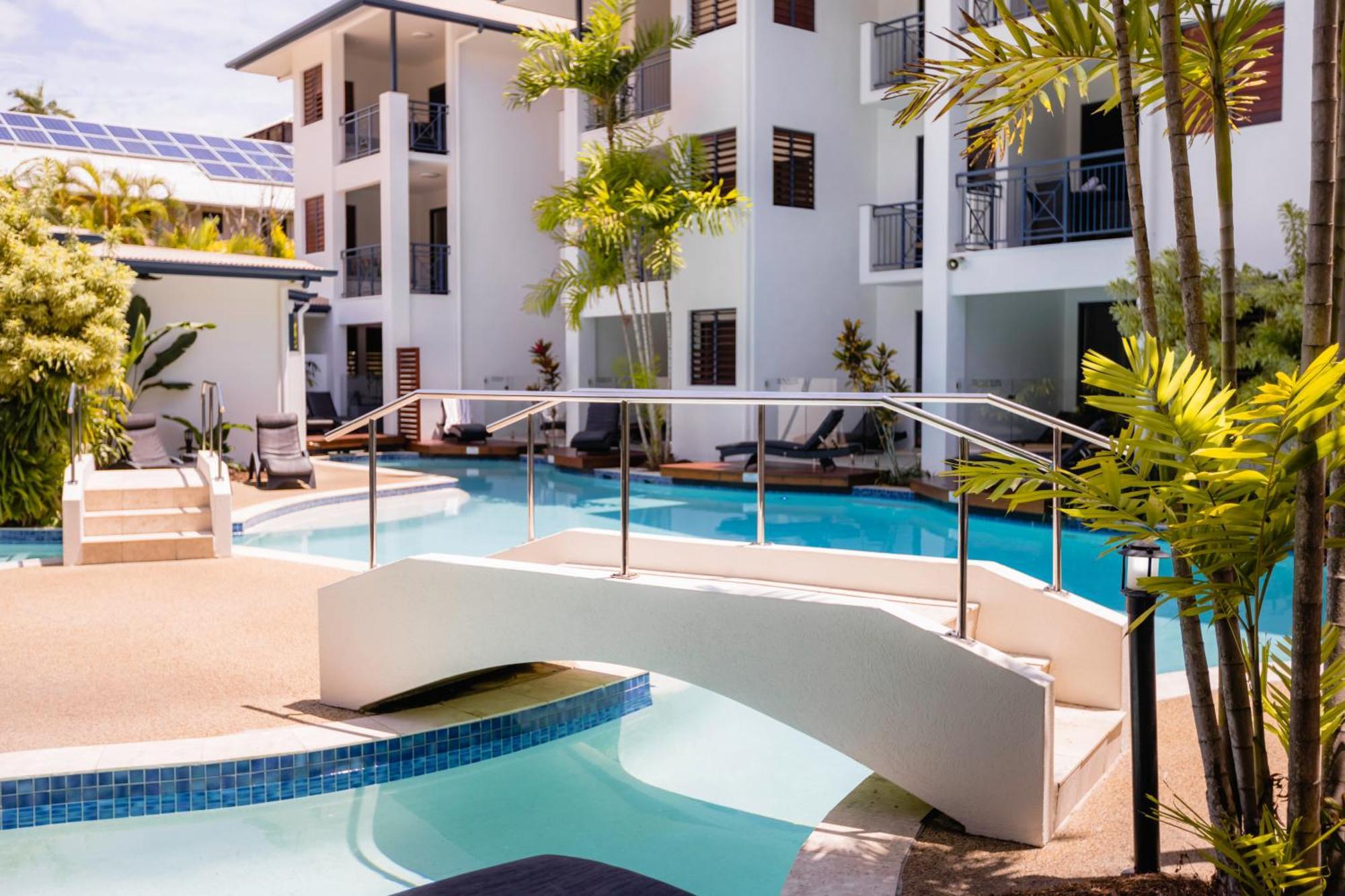 Meridian At Port Douglas - Adults Only Aparthotel Buitenkant foto