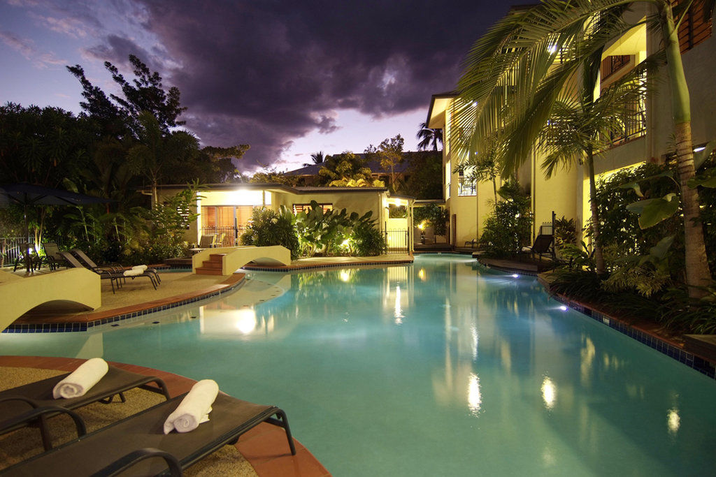 Meridian At Port Douglas - Adults Only Aparthotel Buitenkant foto